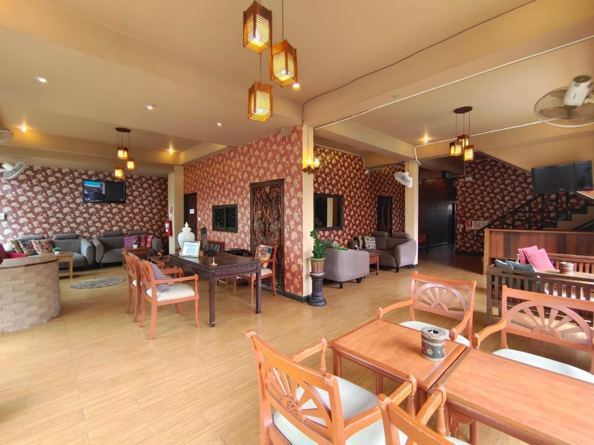 Wualai Boutique By Lanna Oriental Hotel Chiang Mai Buitenkant foto